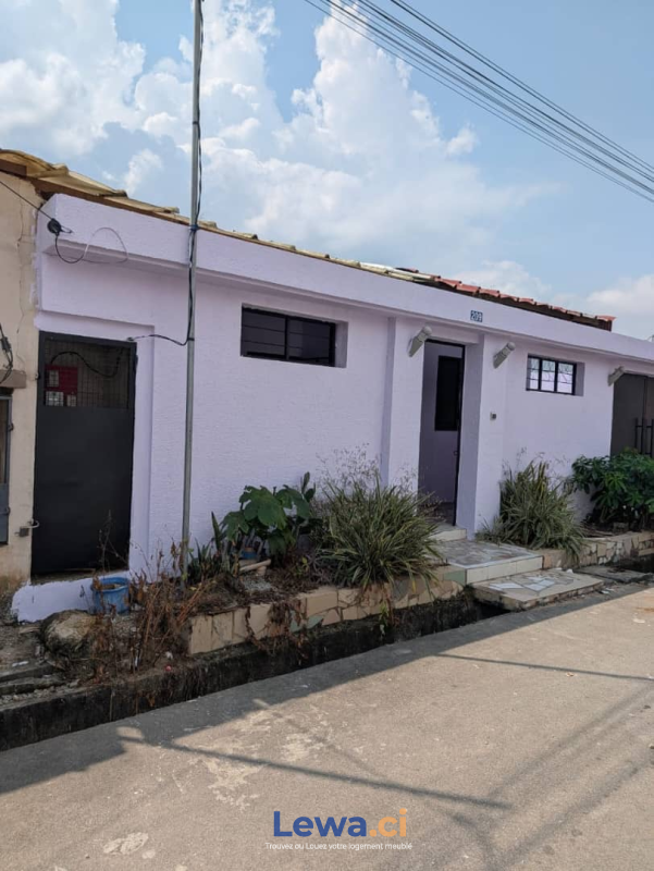 Ville basse de 3 pièce avec garage de 2 voitures