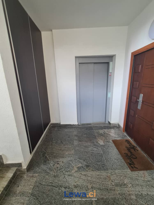 Appartement meublé en vente