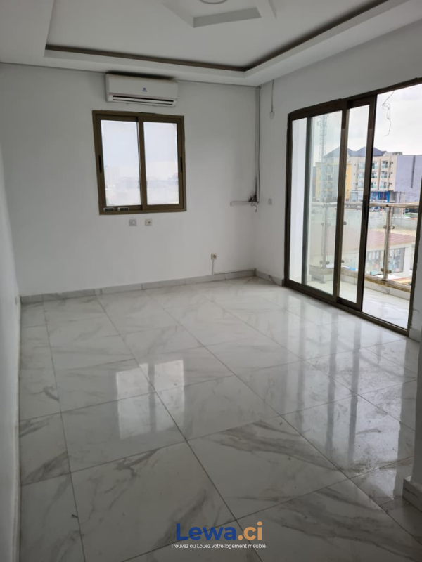 APPARTEMENT 3 PIECES