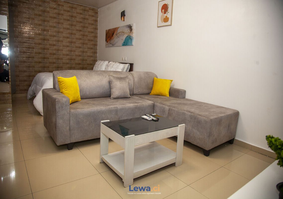 RESIDENCES MEUBLEES 30000/JOURS