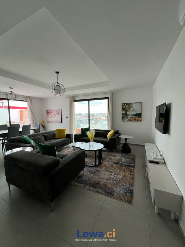 Riviera palmeraie marché Canada 2 pièces