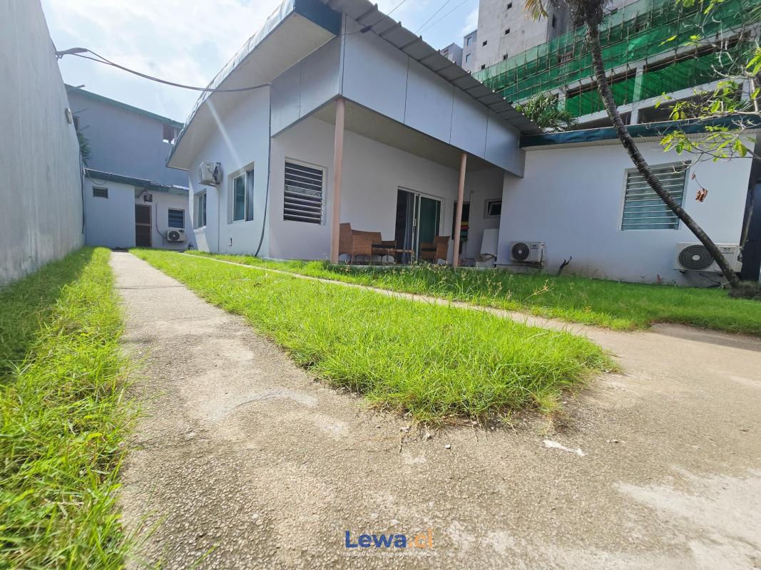 Villa Meublée Marcory zone 4