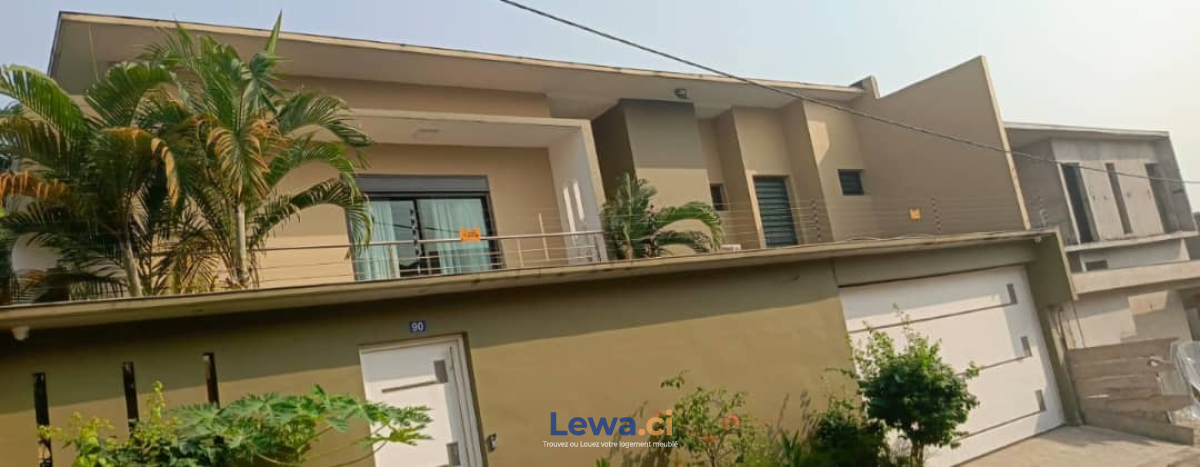 Villa duplex en vente