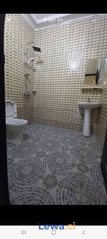 Villa 2 pièces à vendre à Cocody : 90 millionsFCFA - Demarcho.ci : Villa à vendre à Cocody. Prix : 90 000 000 FCFA prix de vente.