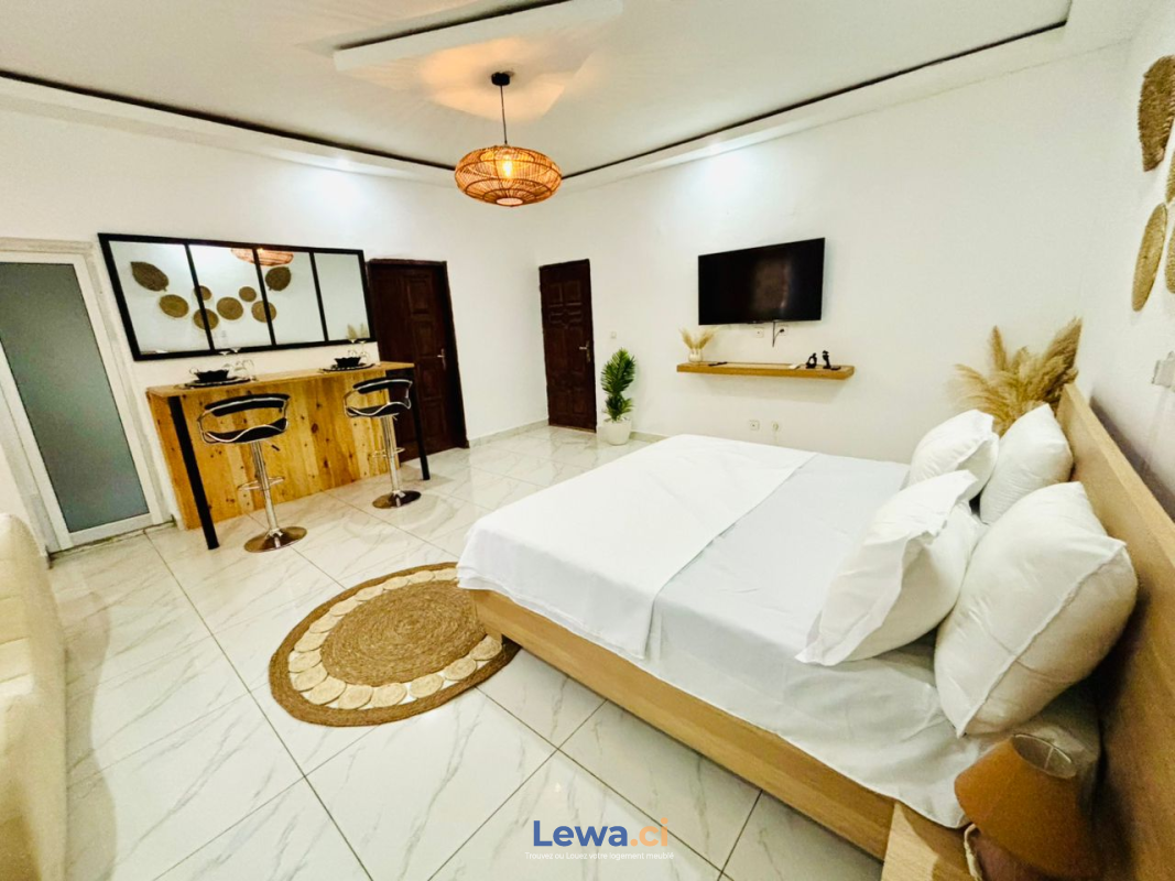 Riviera Faya studio meublé standing