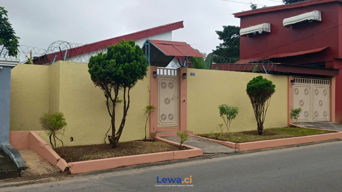 Villa à la Riviera 3