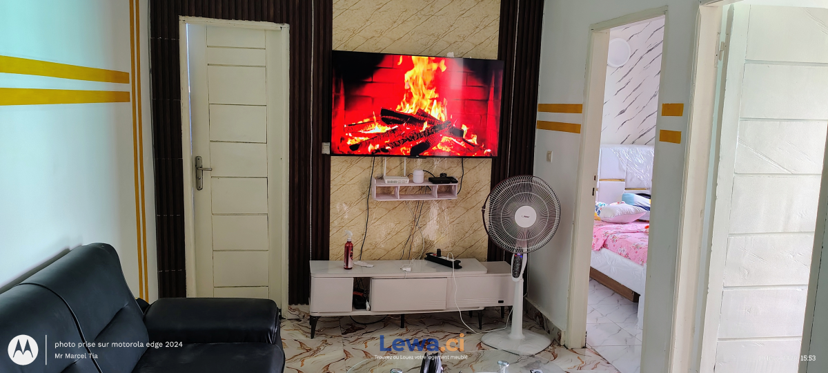 Chambre salon disponible à Yopougon Sorbonne annanerai